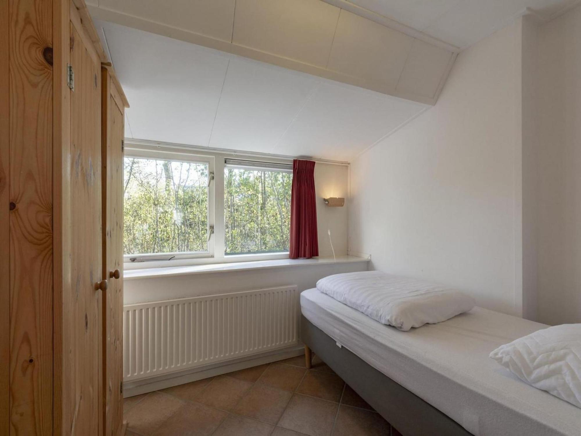 Alluring Home With Garden Callantsoog Eksteriør bilde